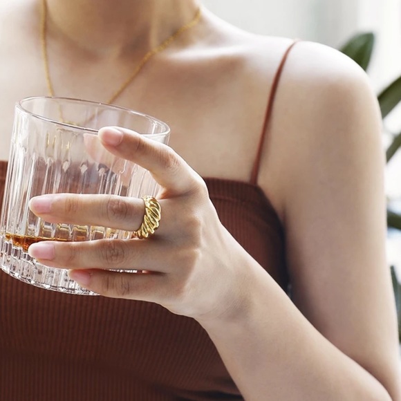 NEW GOLD FRENCH 925 STERLING SILVER ADJUSTABLE RING, CUTE RING, SHINY RING. - Picture 7 of 8